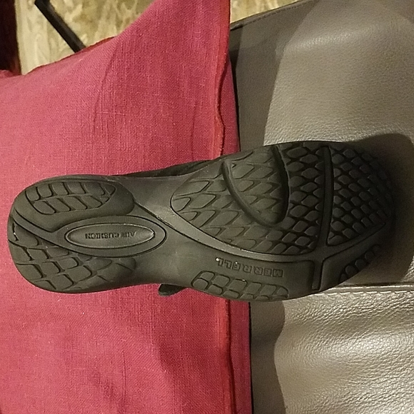 Merrell Clogs - Picture 3 of 6